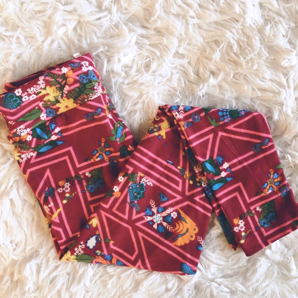 🌟 SALE 🌟 NWOT KIDS SM LULAROE LEGGINGS